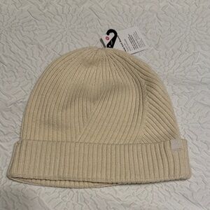 Lululemon Athletica Ivory Ribbed Beanie